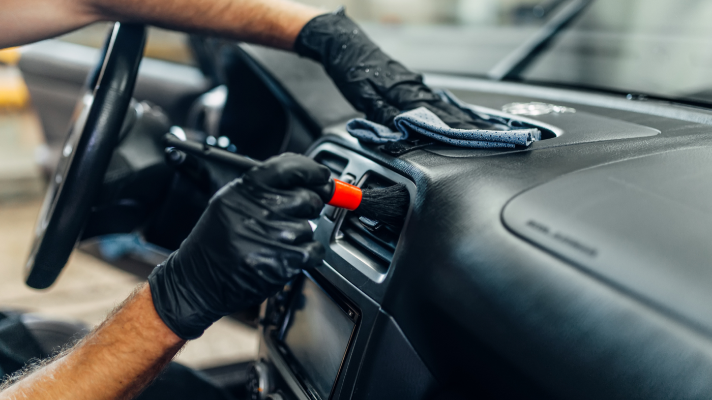 Intérieur de voiture propre après intervention